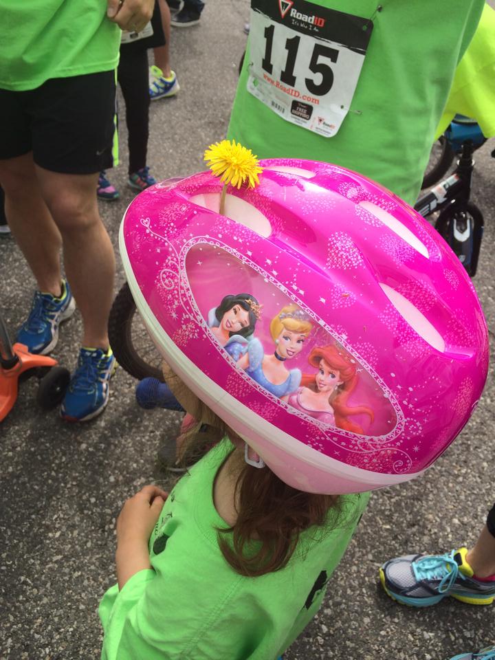 JD's daughter brought her scooter and her adorable disney helmet adorned with a dandelion =)