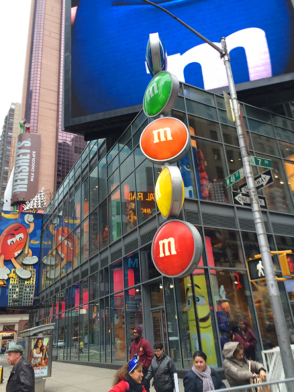 Took this shot for my boyfriend to show his girls. He mentioned that they love the M&Ms store. Of course I'm sure they would rather have some souvenir merchandise rather than see a photo lol. 