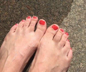 34 minutes in the pool = soggy toes.